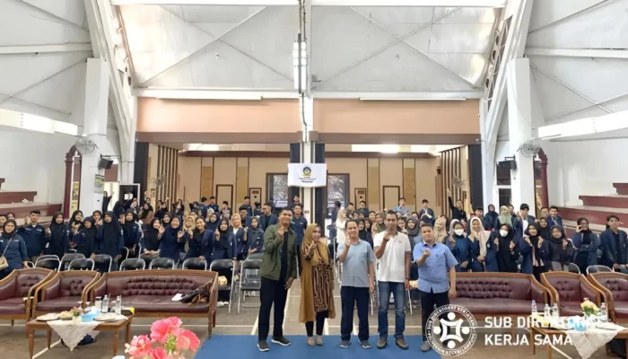 Seminar Kewirausahaan: Pemberdayaan Mahasiswa Wirausaha oleh UPA CCED dan UKM Kopma Mandiri Polinela