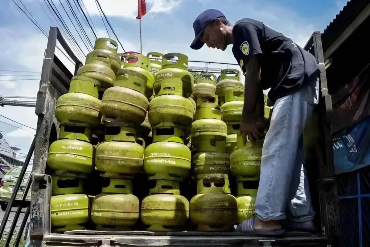 Ribet! Mulai 1 Januari 2024 Pemerintah Wajibkan Beli Elpiji 3 Kg Bawa KTP