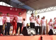 Meriahkan Ulang Tahun Kemerdekaan ke-78 dengan Senam dan Jalan Sehat Bersama Masyarakat oleh Pemkab Tulangbawang Barat
