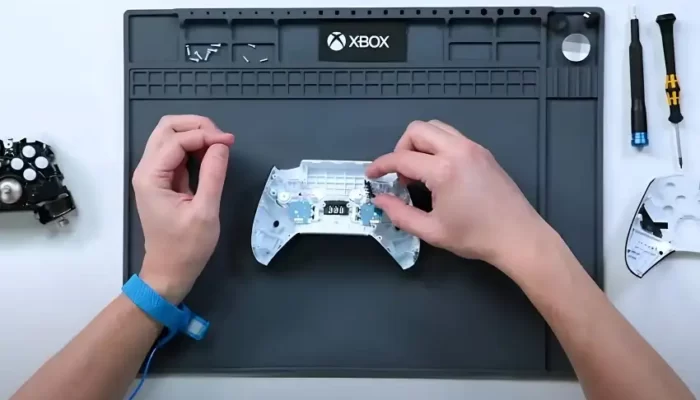Ini Dia! Tutorial Mudah Memperbaiki Kontroler Xbox Sendiri: Microsoft Sediakan Suku Cadang! 2 Sekarang kamu bisa memperbaiki sendiri kontroler Xbox, Microsoft sediakan suku cadang