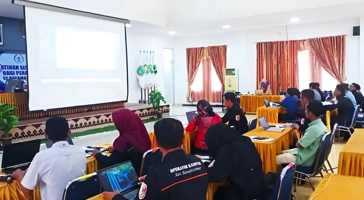 Tingkatkan Kemampuan Kelola Keuangan, Aparatur Kampung Bumi Dipasena Utama Ikuti Bimtek Siskeudes