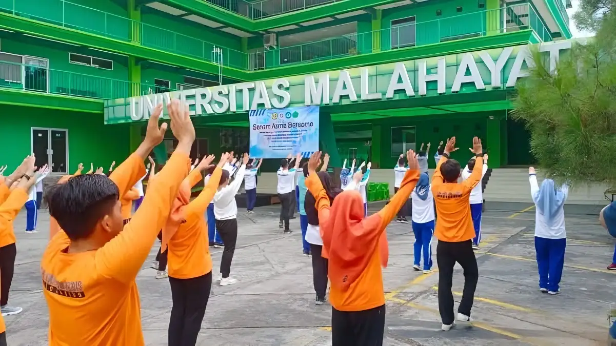 Universitas Malahayati, Yayasan Asma, dan RSUDAM Lampung Gelar Senam Asma Bersama