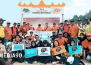 CCEP Edukasi Kelola Sampah Rumah Tangga di Bersih Pantai Kelawi dan Minang Rua, Lampung Selatan