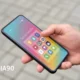 Cara memperbaiki masalah ghost touch pada ponsel, sering bersihkan layar