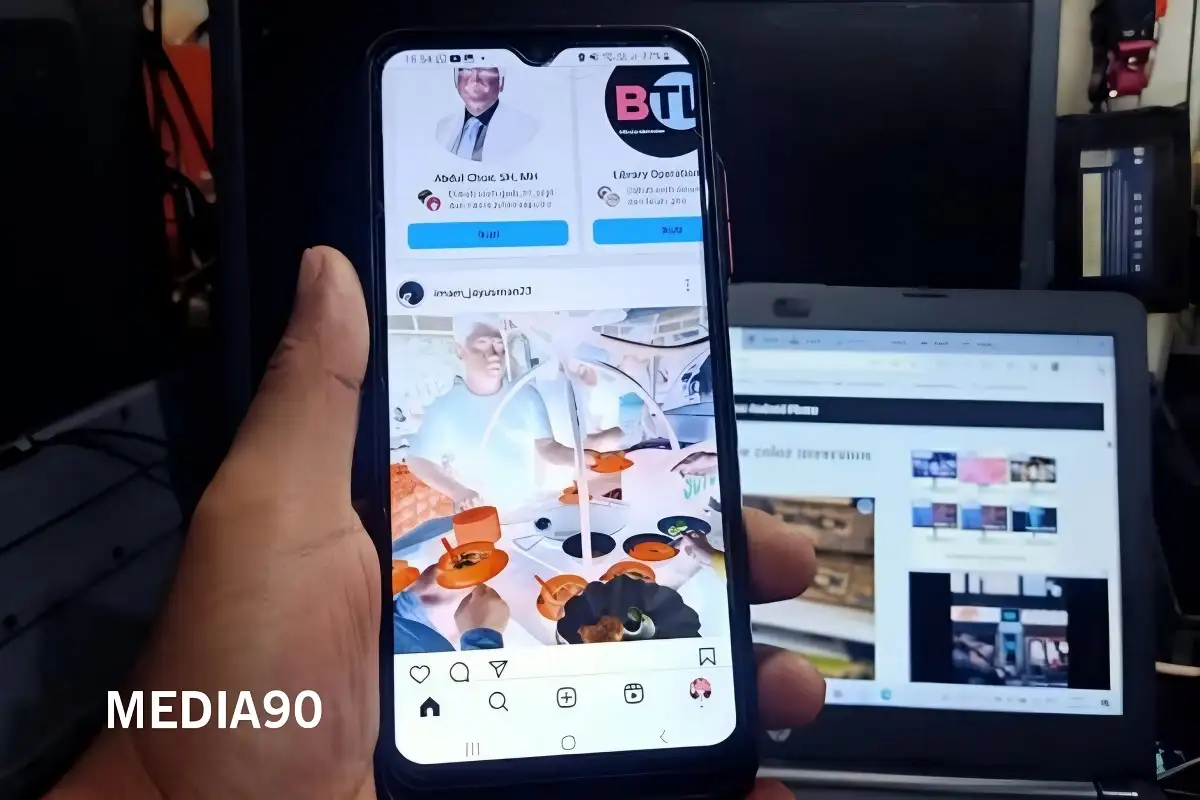 Cara mengaktifkan fitur inversi warna layar ponsel Android, ini fungsinya