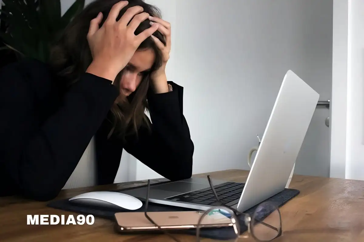 Cara mengetahui kesehatan baterai MacBook, jangan abaikan saat menerima pesan disarankan servis