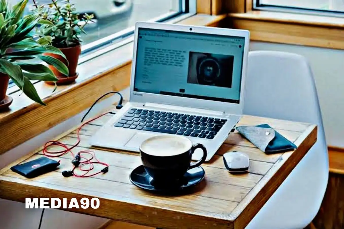 Cara merawat baterai laptop yang tidak dapat dilepas, jangan selalu dicolok ke sumber listrik