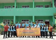 Transformasi Pendidikan: Dosen Universitas Teknokrat Indonesia Memperkenalkan Era Pendidikan Cerdas di SMK Islam Adiluwih Pringsewu