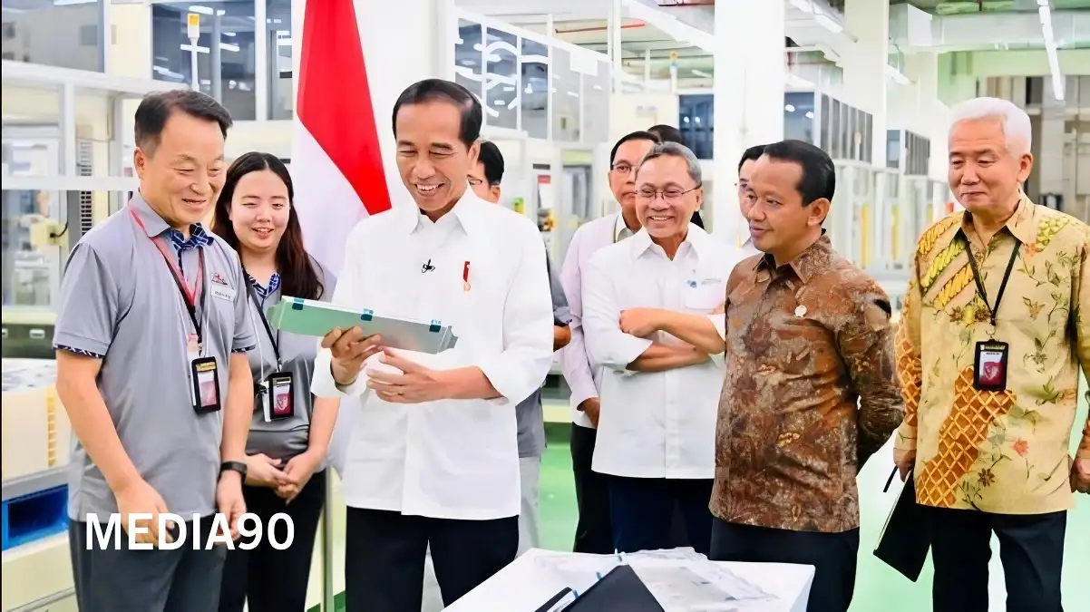 Tengok Pabrik Sel Baterai Hyundai-LG, Jokowi Pertama Dan Terbesar Di Asia Tenggara