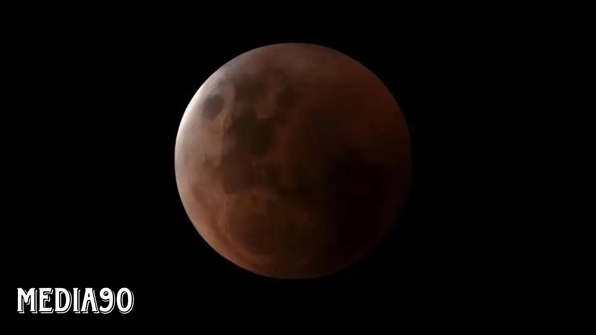Besok Malam Gerhana Bulan Sebagian Bisa Diamati di Lampung dari Awal hingga Akhir