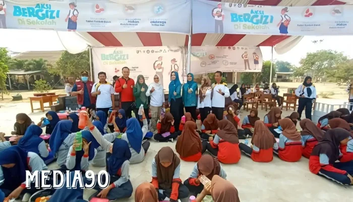 Upaya Kesehatan dan Pemberdayaan Perempuan di Tulangbawang Barat: Edukasi Gizi untuk Pelajar SMPN 22 Tiyuh Margodadi