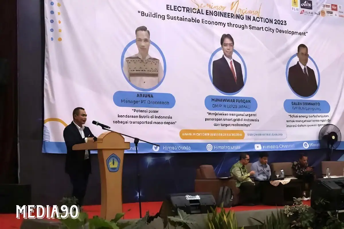 Jadi Narasumber Seminar EEA, General Manajer PLN Lampung Ingin Mahasiswa Paham Energi Berkelanjutan