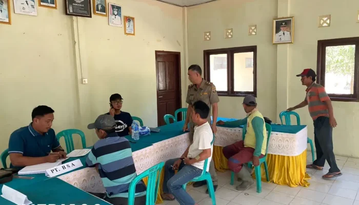 Ratusan Petani di Anak Tuha, Lampung Tengah, Mulai Menerima Tali Asih dari PT. BSA