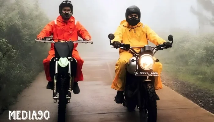 11 Pilihan Jas Hujan Terbaik untuk Motor: Anti Rembes dan Tahan Lama