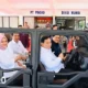 Momen Prabowo Menunggangi Beragam Mobil, Maung Hingga Mercedes-Benz
