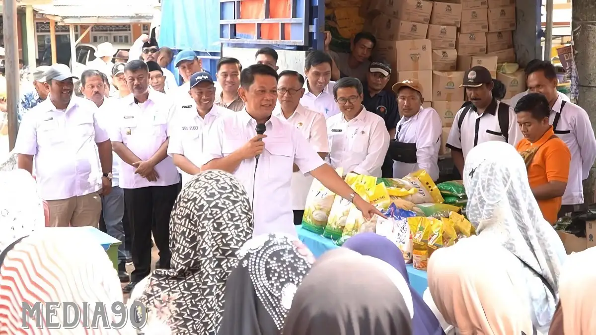Pemkab Tulangbawang Barat Gelar Pasar Murah di Tunas Jaya, Langsung Diserbu Warga