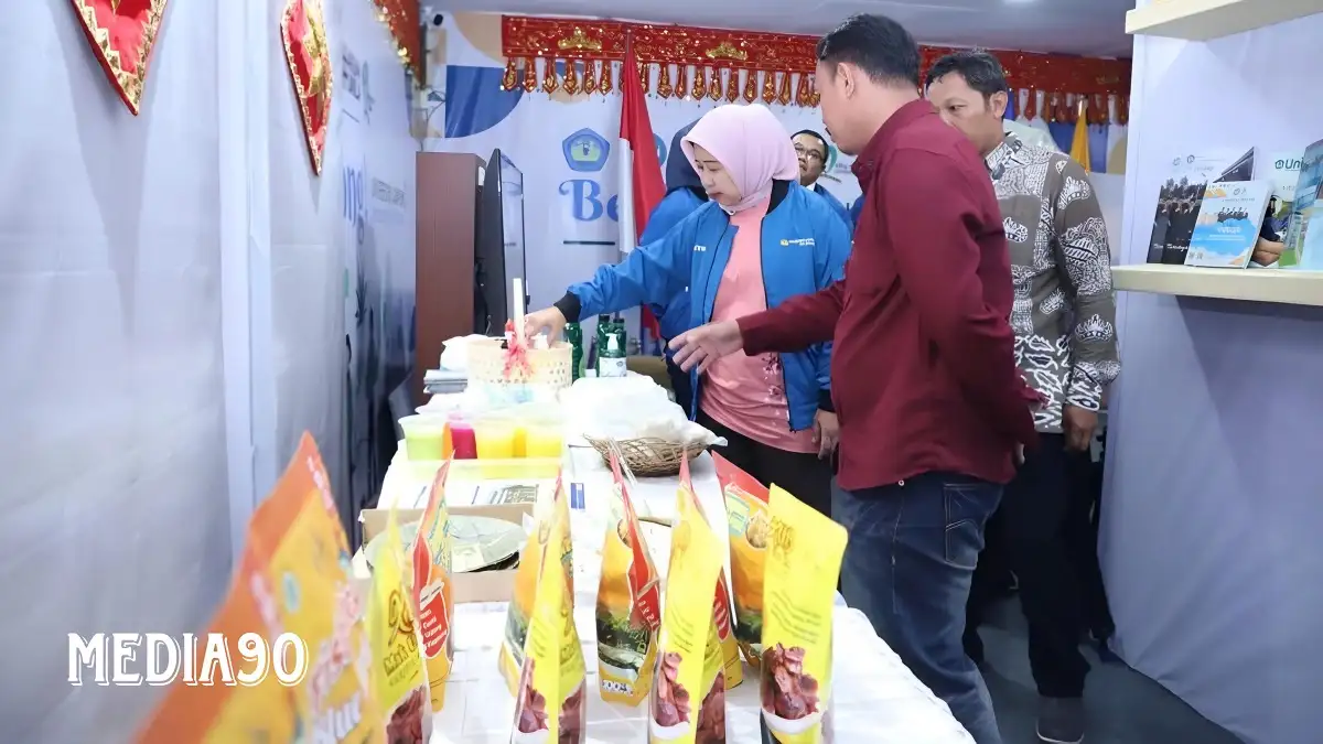 Tinjau Stan di Pekan Raya Lampung 2023, Rektor Kami Ingin Produk Inovasi Unila Bermanfaat ke Masyarakat