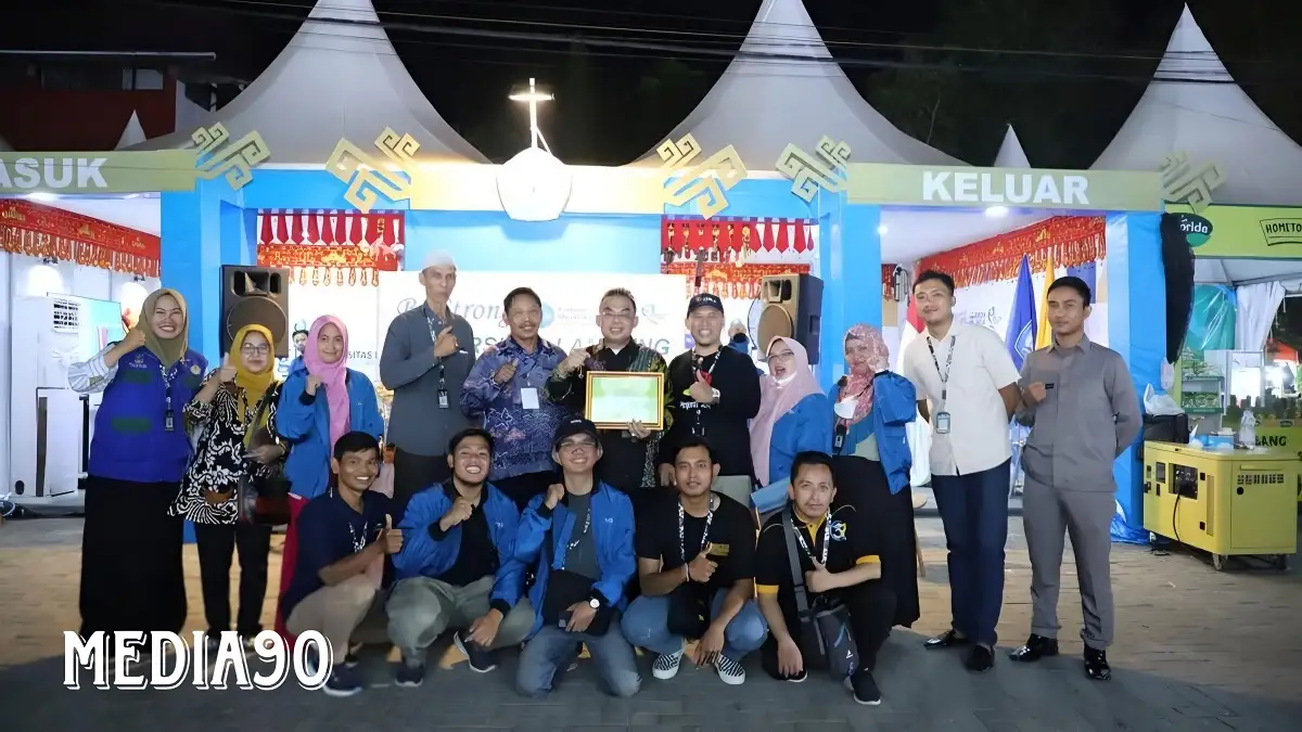 Unila Raih Penghargaan Stan Terbaik Ketiga di Pekan Raya Lampung 2023