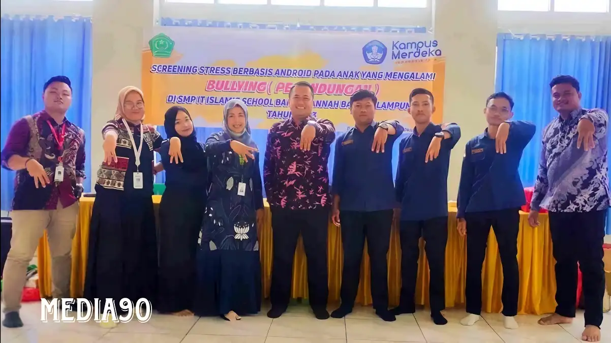 Universitas Malahayati Gelar Pemberdayaan Skrining Stres Berbasis Android ke Korban Perundungan di SMP Baitul Jannah