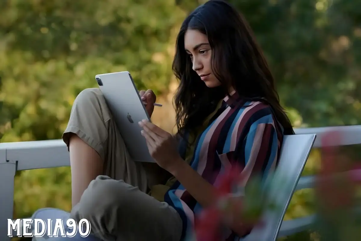Apple dikabarkan sedang mengerjakan iPad Mini dan MacBook yang lebih besar dengan panel OLED