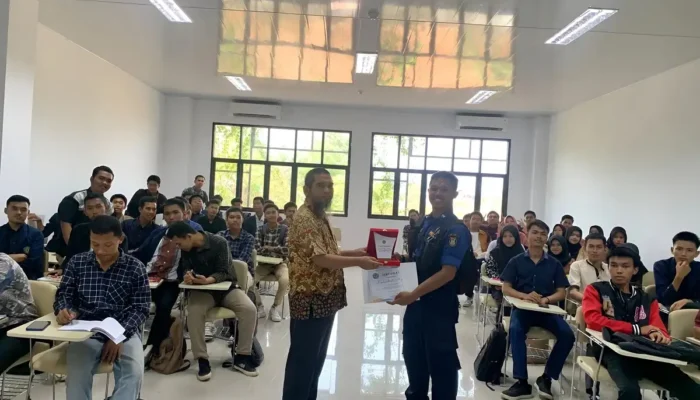 Undangan Praktisi untuk Belajar Proteksi Kebakaran dan Keamanan Gedung di Prodi Teknologi Rekayasa Internet Polinela