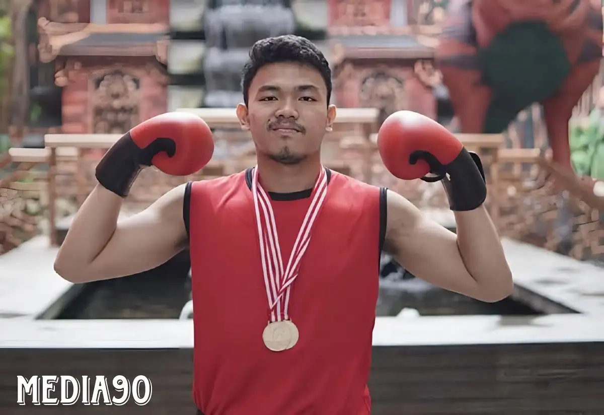 Biqram Anwar Mahasiswa Teknokrat Indonesia Raih Perak Wushu Sanda Porwil Sumatera XI Riau