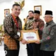 Bupati Pesawaran Terima Penghargaan Insentif Fiskal Tahun 2023