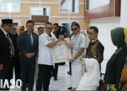 Prestasi Luar Biasa: Dedikasi Tinggi H. Alfian Husin Terhargai Melalui Penghargaan Bhakti Pendidikan