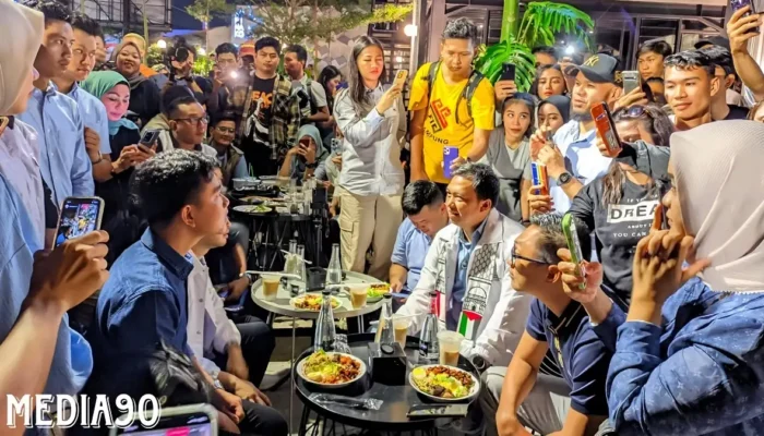 Bakal Calon Wakil Presiden Gibran Rakabuming Raka Ngopi Bareng Pengusaha Milenial di Lampung