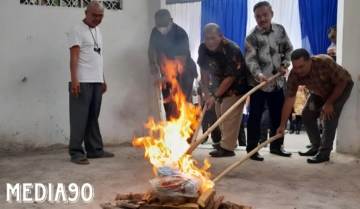Hasil Tangkapan Mantan Napi, 82,9 Gram Sabu dan 2 Kg Ganja Dimusnahkan BNN Lampung