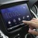Head Unit Mobil Rusak, Mending Servis Atau Beli Baru