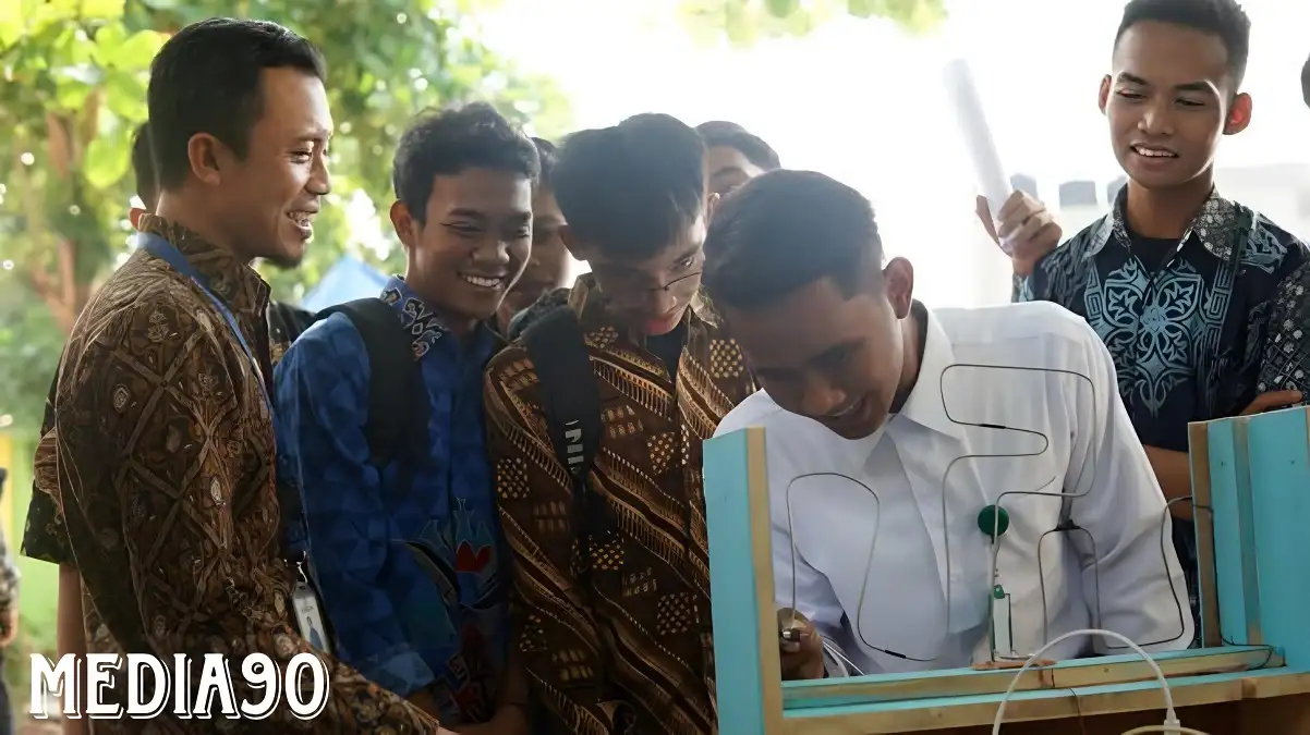 Job & Edu Fair Expo SMKN 3 Metro, Booth IIB Darmajaya Diserbu Pelajar