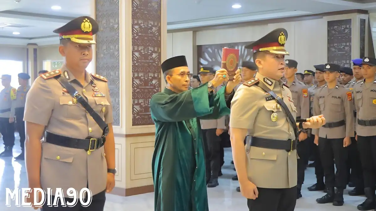 Kapolres Lampung Barat Resmi Berganti dari AKBP Heri ke AKBP Ryky, Diminta Segera Kawal Pengamanan Pemilu