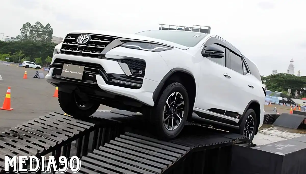 Mau Rental Mobil Toyota Fortuner Segini Kisaran Harga Terbarunya