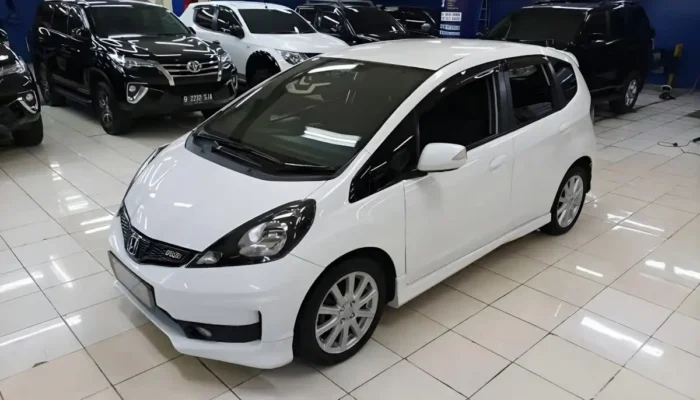 Mengarungi Dunia Mobil Bekas: Strategi Bijak untuk Membeli Honda Jazz, Antisipasi Potensi Tantangan