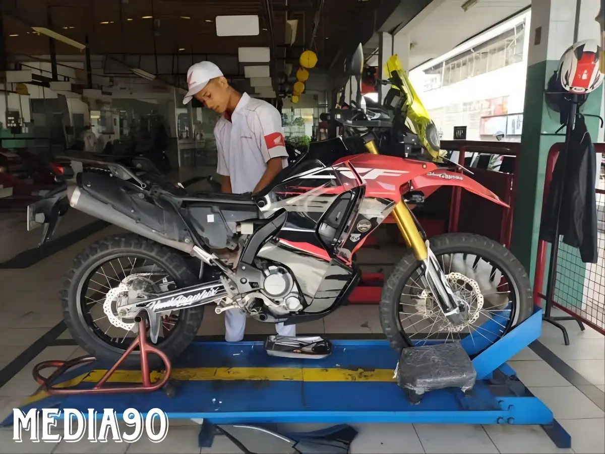 Pecinta Motor Trail, Simak Tips untuk Merawat Suspensi Motor