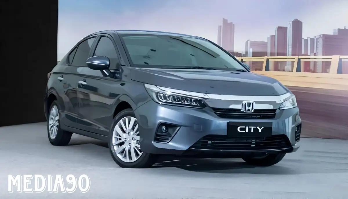 Perbandingan Toyota Corolla Vs Honda City, Komparasi 2 Sedan Raksasa Jepang