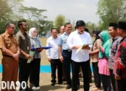 Perwakilan Pemerintah Daerah Hadiri Acara Penyerahan 110 Sertifikat PTSL oleh Menteri ATR/BPN RI untuk Masyarakat Desa Bumi Agung Marga