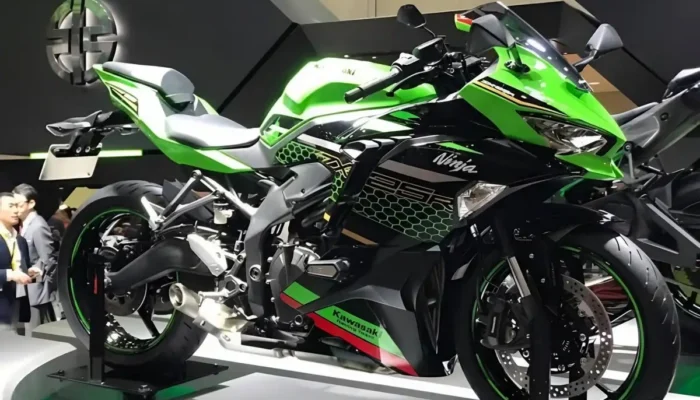 Kehebatan Terbaru Kawasaki Ninja ZX 25R: Spesifikasi Memukau, Harga Nggak Perlu Dicari-cari Lagi!