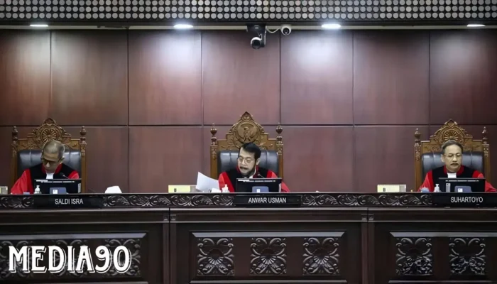 Keputusan MK Menyelamatkan Langkah Politik Gibran: Gugatan Aturan Cawapres Ditolak!