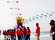 Tarian Warna-Warni di Langit Kalianda Beach Resort: Ratusan Layang-Layang Hias Menghiasi Keindahan Alam Lampung Selatan