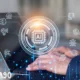 7 Platform menulis berbasis AI terbaik yang wajib kamu coba