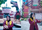 Cahaya Kemenangan Ade Agustina Cahya: Mahasiswi Sastra Inggris Teknokrat Raih Gelar Juara Nasional dalam Kompetisi Penulisan Esai Bahasa Inggris