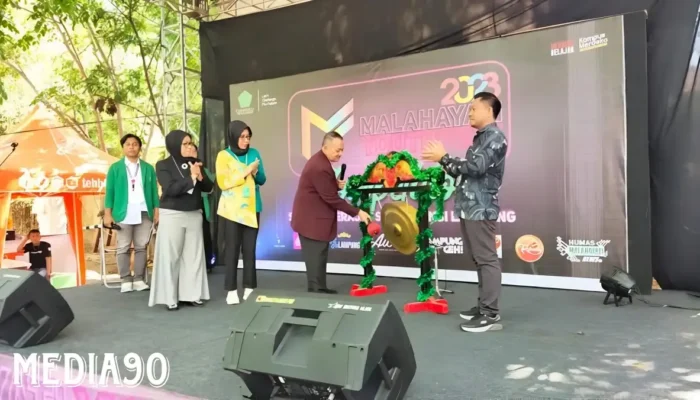 Persembahan Bakat Terbaik: Rektor Achmad Farich Resmi Meresmikan Malahayati Youthfest 2023