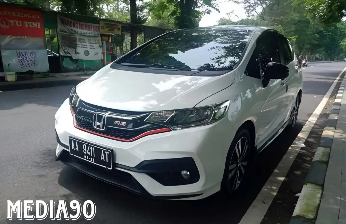 Daftar Besaran Pajak Honda Jazz Dari Tahun Ke Tahun Lengkap!