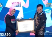 Prestasi Gemilang: Dosen Polinela Meraih Penghargaan Pendidikan Vokasi pada Vokasifest X FKM 2023