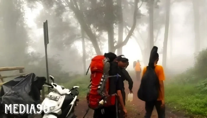 Tragedi Memilukan di Puncak Marapi: 11 Pendaki Gugur dalam Erupsi, Tubuh Terpanggang dalam Petaka Alam