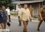 Pemimpin Lampung Selatan, Arinal Djunaidi, Memantau Progres Perbaikan Infrastruktur Jalan