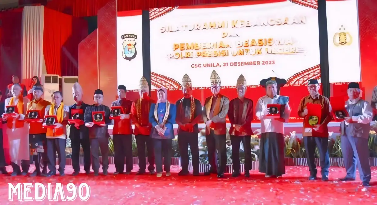 Ikut Jaga Kerukunan Umat, 12 Tokoh Agama dan Adat Raih Penghargaan Polda Lampung, ini Namanya