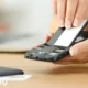 Ini alasan mengapa smartphone dengan baterai yang dapat dilepas bakal kembali popular